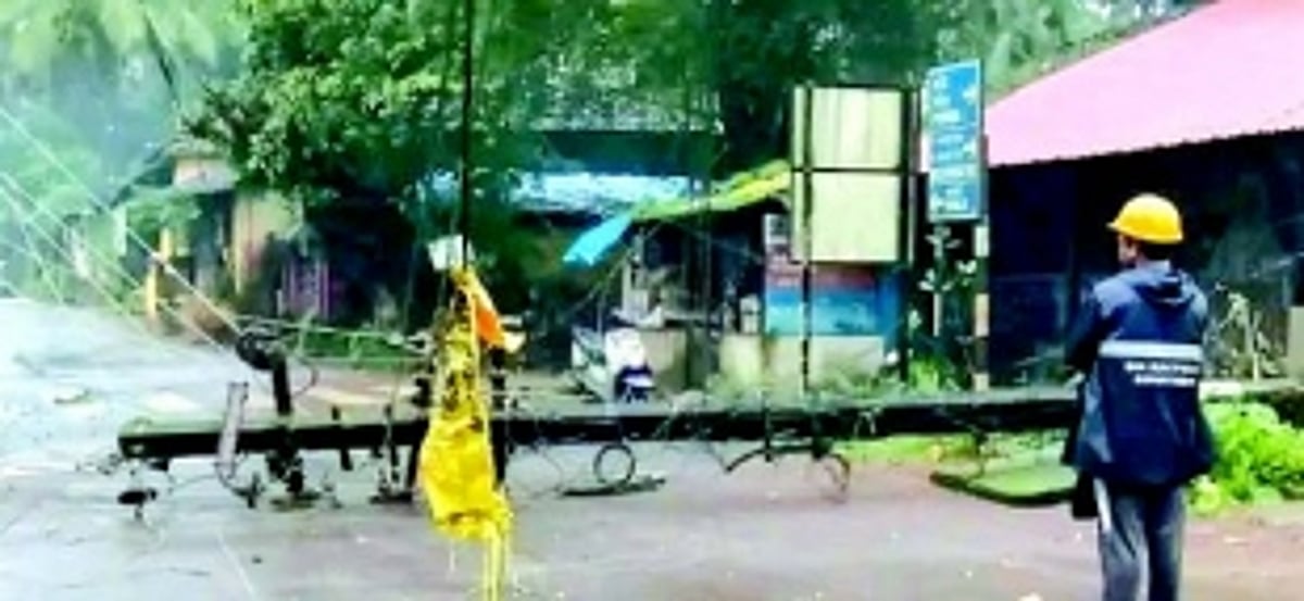Irksome power outages in Kavlem: Cables, poles damaged by falling trees, says Dept