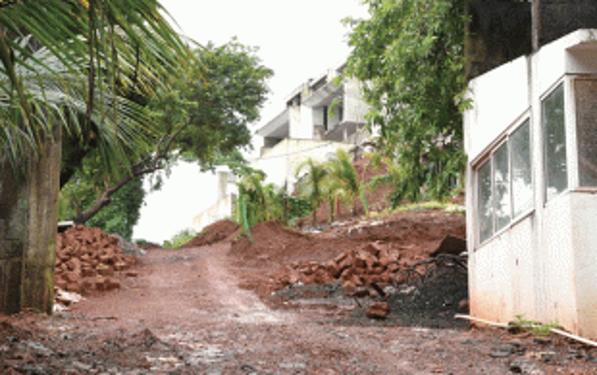 Is CRZ, NDZ applicable in Reis Magos?