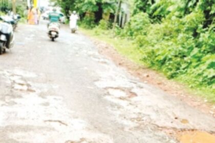 Is Narayan Nagar road a death trap?