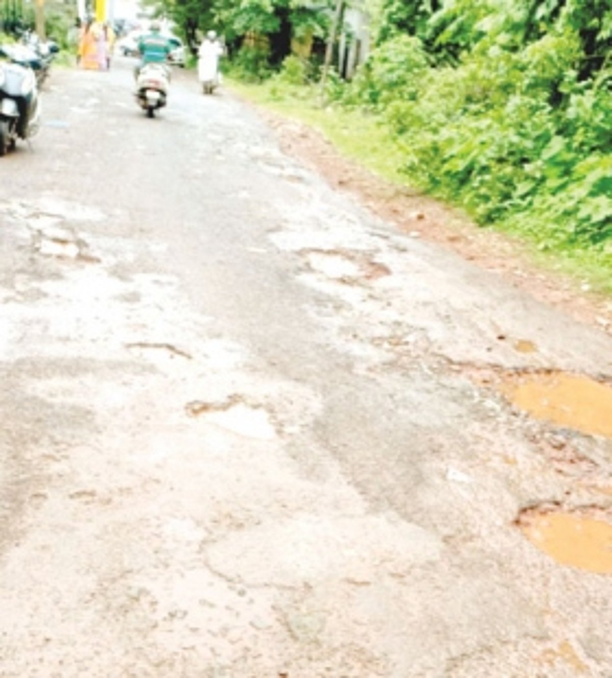 Is Narayan Nagar road a death trap?