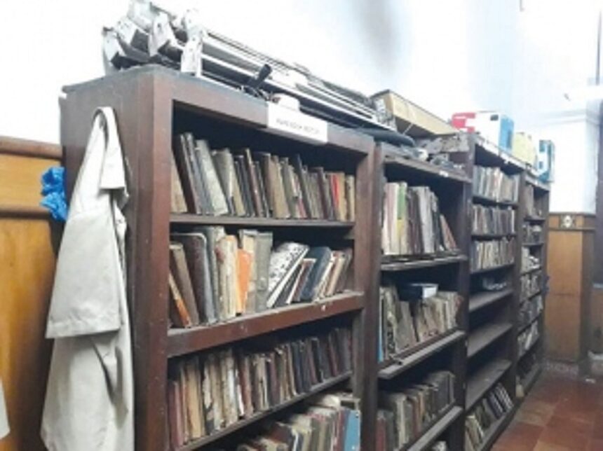 Is a sweeper handling the book issue counter of the MMC library?