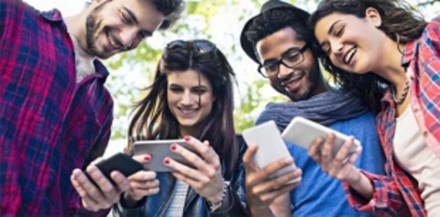 Is social media de-tox, unreal & as virtual as the medium itself?