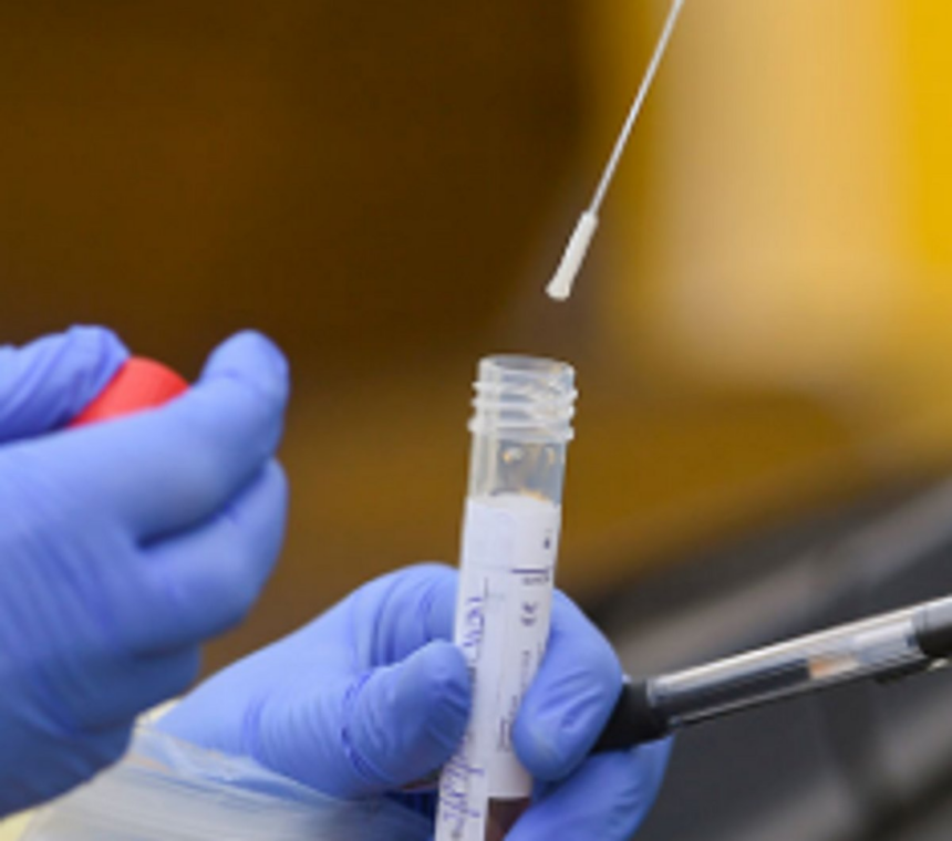 Is the decrease in number of pending tests linked to decrease in swab collection? 1 Is the decrease in number of pending tests linked to decrease in swab collection?