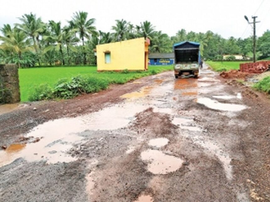 It’s a bumpy ride on Korgao’s pathetic roads!