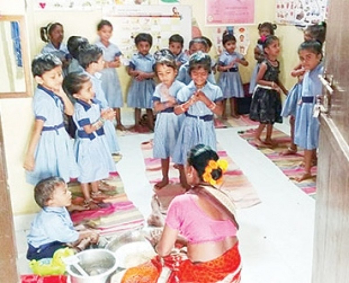 It’s four months, Barazaan anganwadi  still functioning without a teacher!