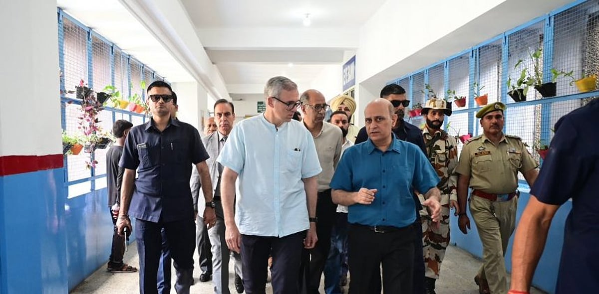 J&K Chief Minister Omar Abdullah visits Jammu hospital to meet people injured in Pakistan shelling