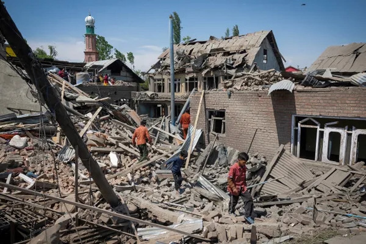 J&K authorities demolish properties of 10 terrorists in response to Pahalgam attack