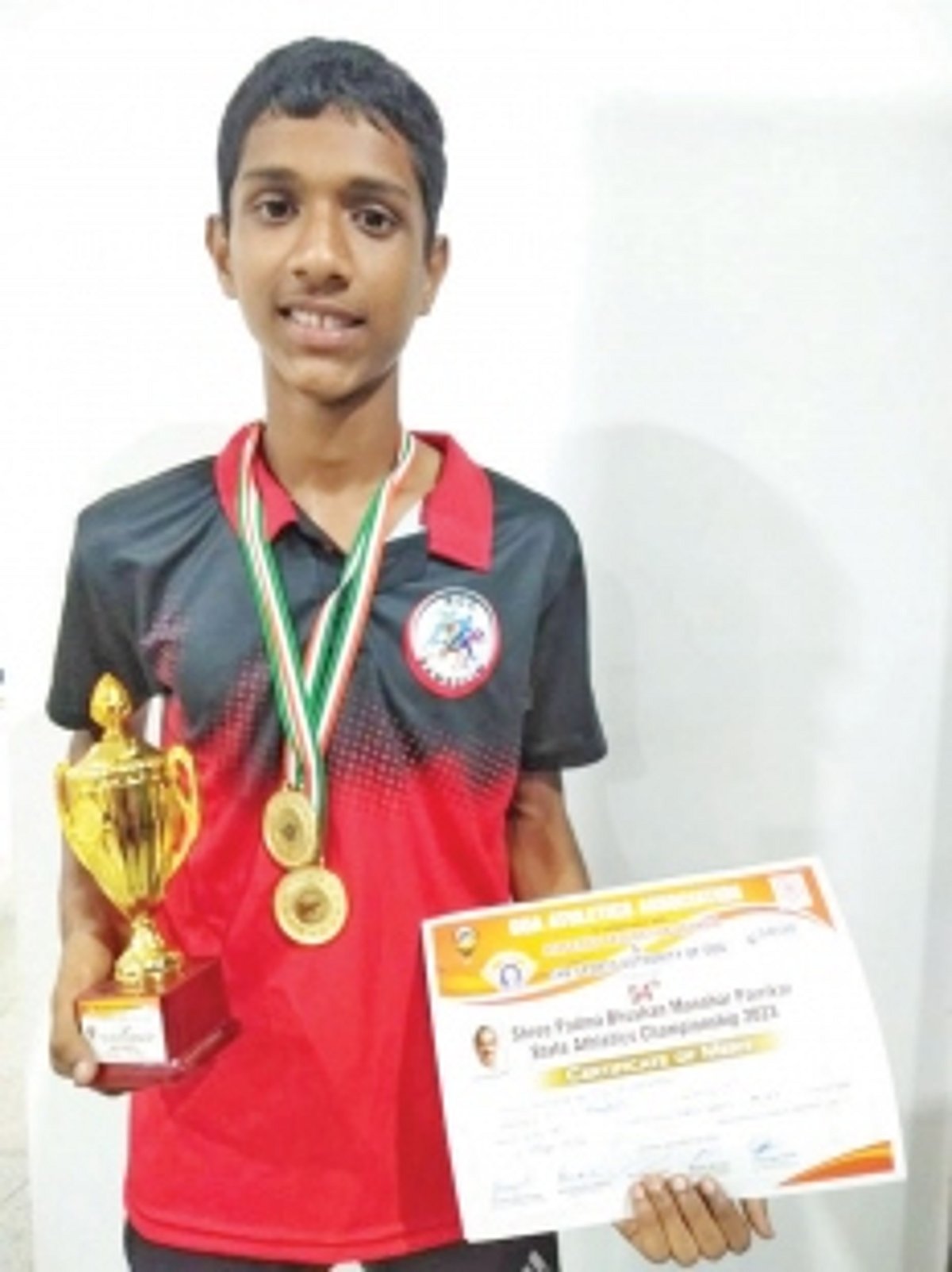 Jay Kunkolkar creates new meet record  at State Athletics Championship