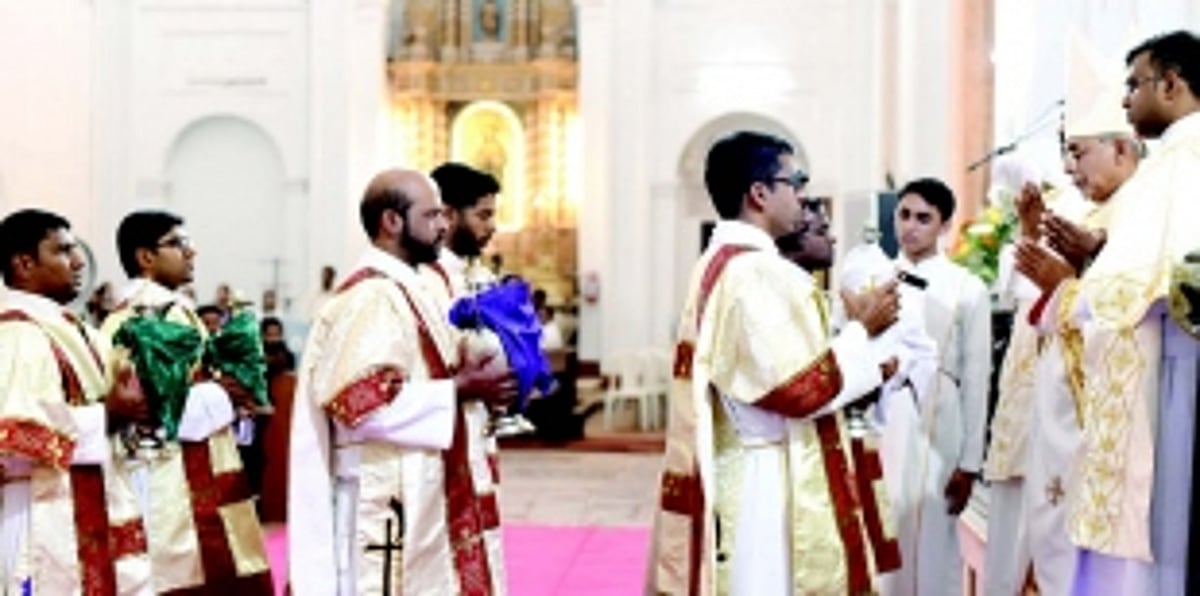 Jesus invites priests to  be shepherds in God’s  Kingdom: Archbishop