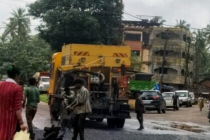 Jetpatcher begins repairing potholes in Sanguem