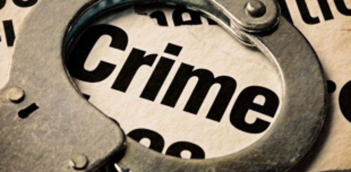 Jewellery shop staffer nabbed for gold theft