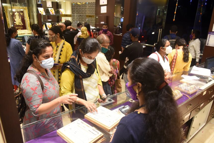 Jewellery will shine this festival season again