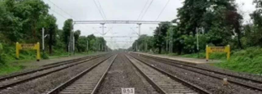 J’khand native jumps to death in front of a train