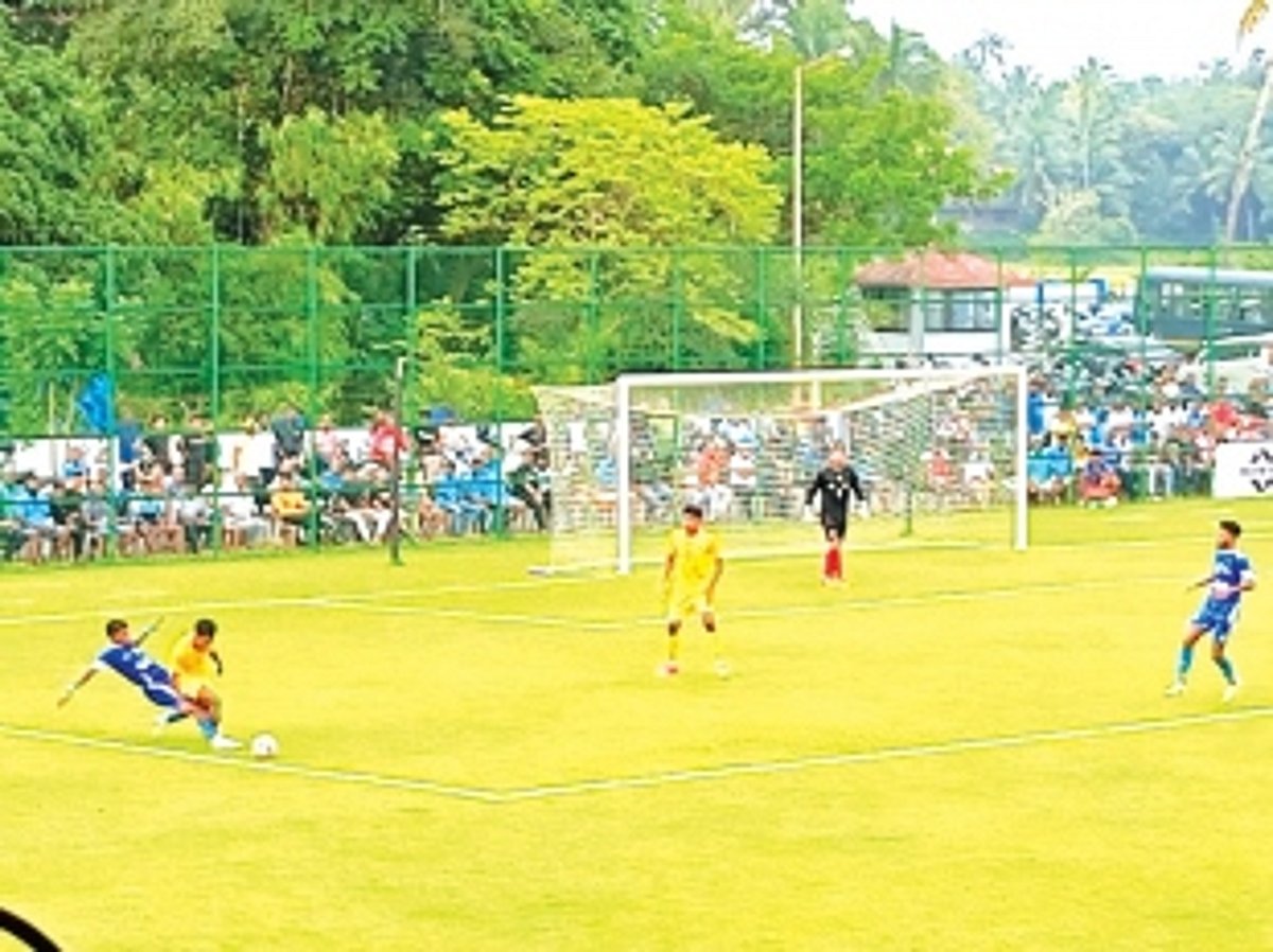 Jobern scores late to help Goa hold Gujarat; Kerala drub J&K