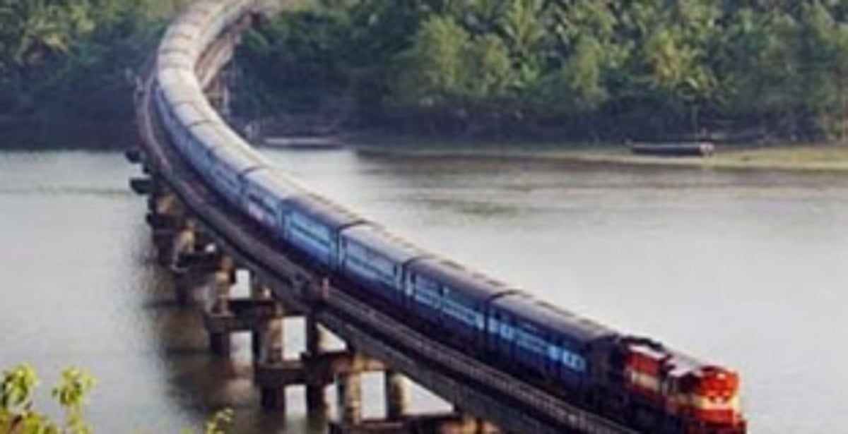 KR begins cashless collection of excess fare