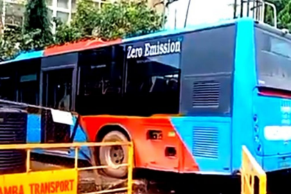 Kadamba Electric Bus Loses Control, Collides with Parked Vehicles in Panjim