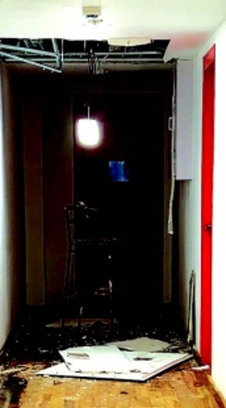 Kala Academy roof built on the ’Shahjahan model‘ collapses again... every room flooded