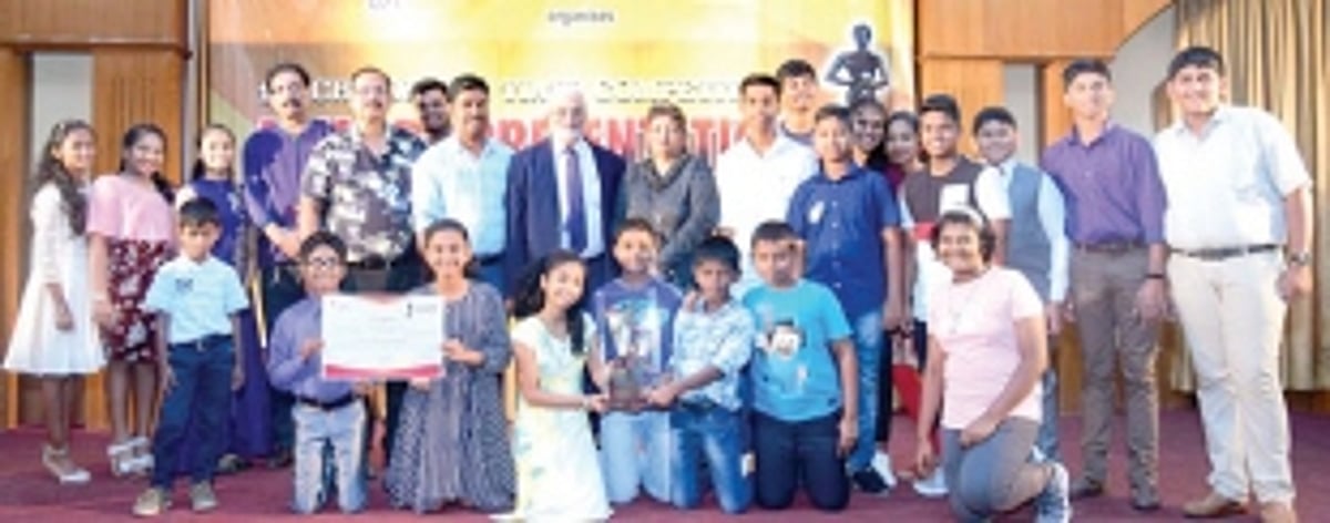 Kanvllean Kelem Kanv Kanv'bags first place