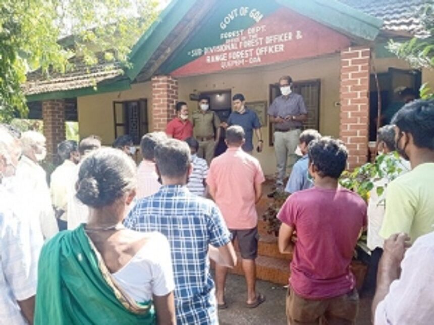 Karla villagers stage protest against Quepem Forest Dept 1 Karla villagers stage protest against Quepem Forest Dept