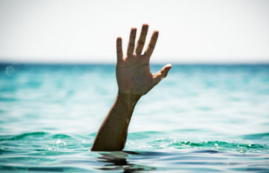 Kazakh father-son kayakers,  17 others rescued from drowning