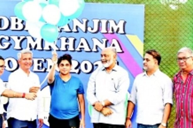 Kedar, Jai and Sreenath open  campaign with win