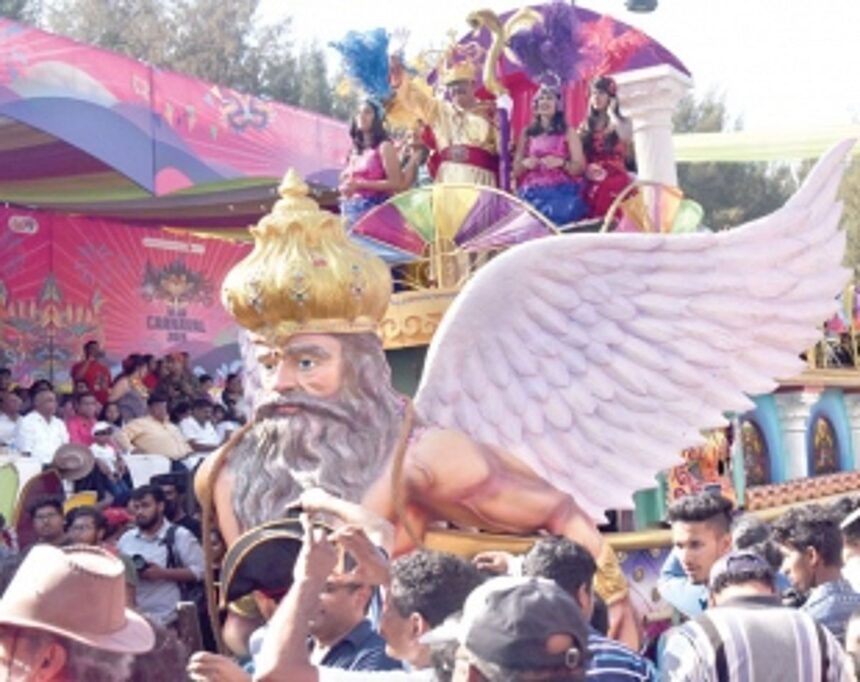 Keep State clean, says King Momo declaring his rule 1 Keep State clean, says King Momo declaring his rule