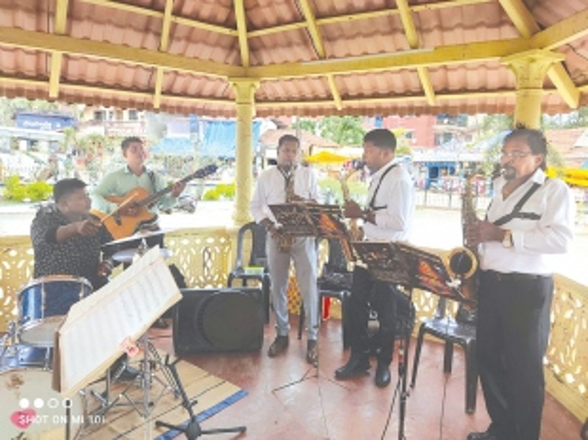 Keeping the rhythm alive: Meet Arambol’s octogenarian brass band virtuoso Alex Fernandes