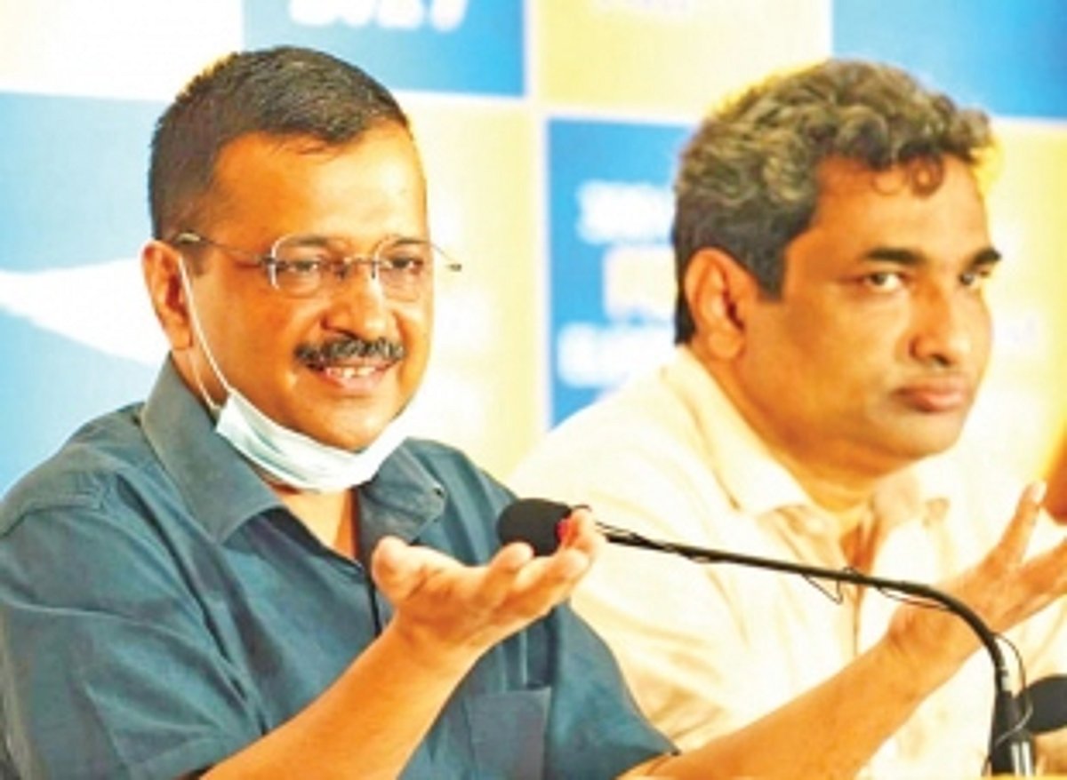 Kejriwal promises 300 units of  free electricity if voted to power