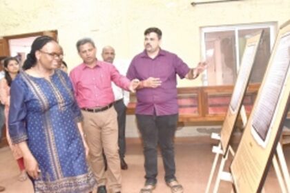 Kenya Supreme Court Judge visits Archives Department