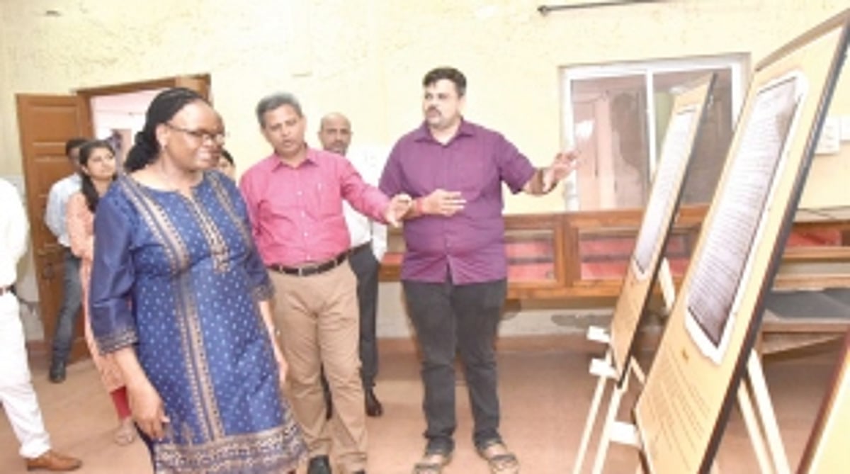 Kenya Supreme Court Judge visits Archives Department