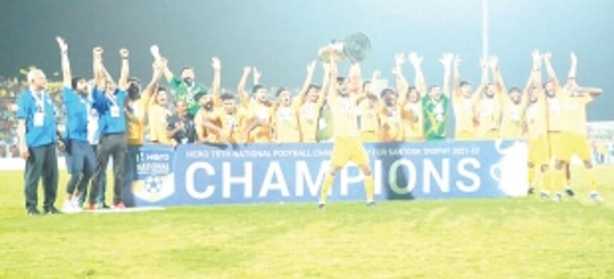 Kerala pip Bengal on penalties to win Santosh Trophy