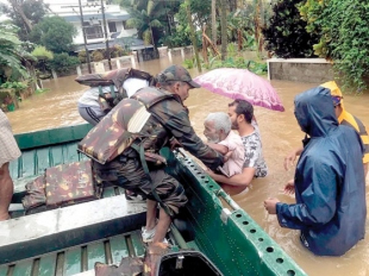 Kerala rain toll rises to 231; Government seeks ` 2,600 crore package