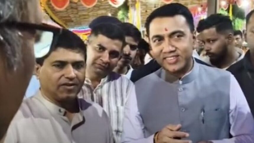 Khaje vendors raise tariff worries at Saptah fair; CM promises support 1 Khaje vendors raise tariff worries at Saptah fair; CM promises support