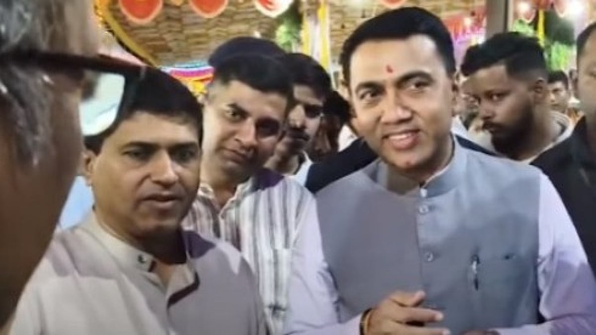 Khaje vendors raise tariff worries at Saptah fair; CM promises support