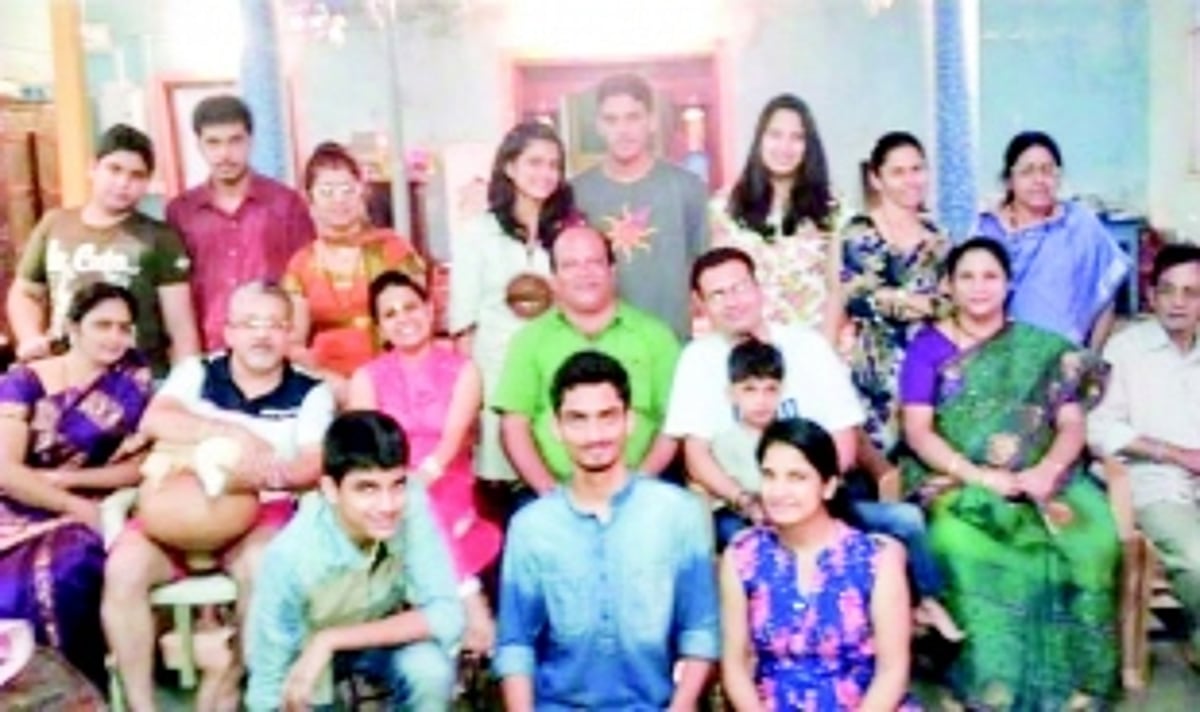 Khandeparkar’s Tryst with Paper Ganapati