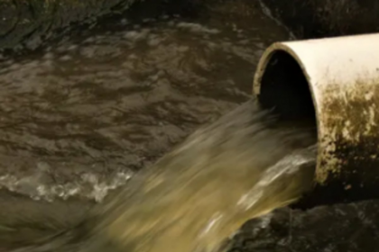 Khareband shopping mall owner  asked to clean pond pollution