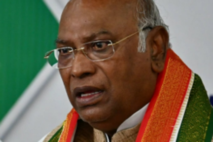 Kharge surrounded by challenges