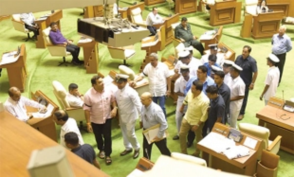 Khaunte effect: Stormy session; Oppn forces four adjournments