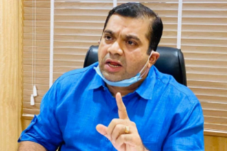 Khaunte snaps at activists opposing    Jetty Policy