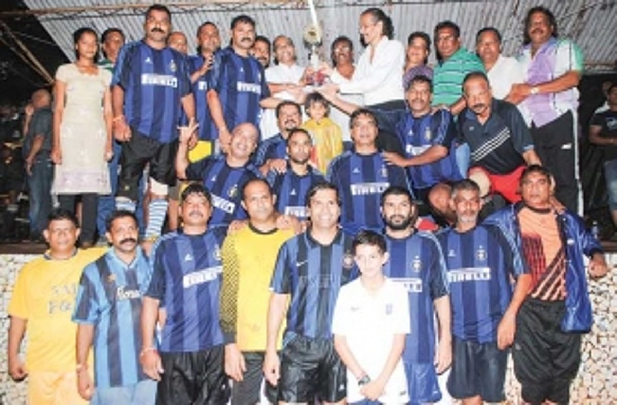 Khobra Vaddo lift Diago Trophy