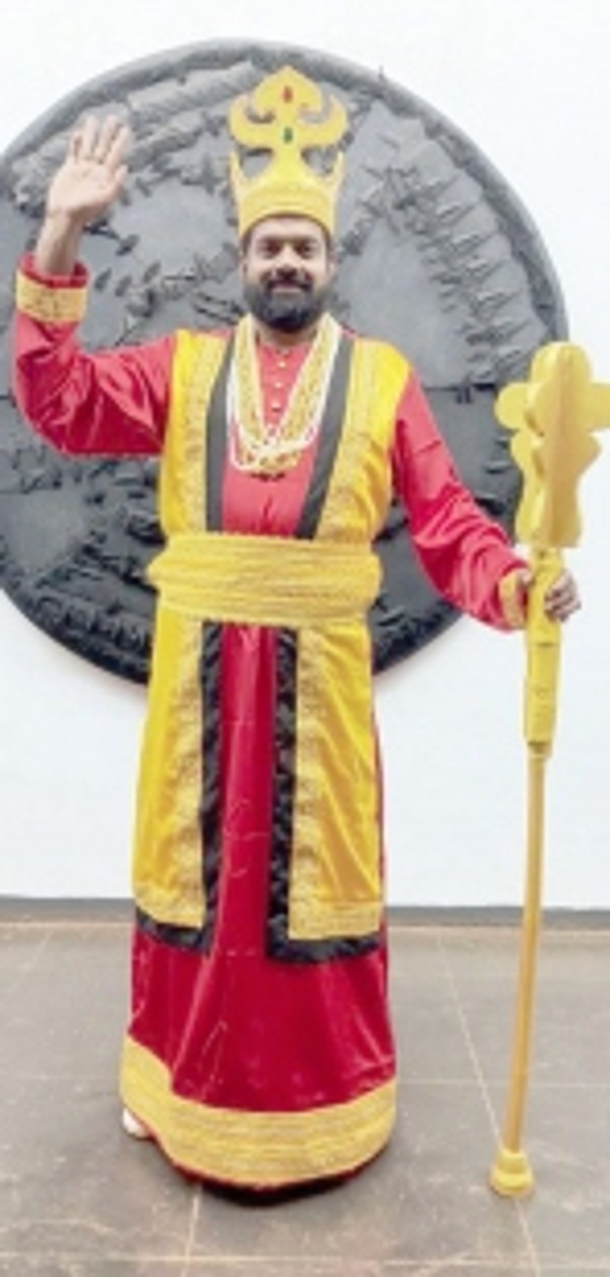 King Momo rules the Carnival parade