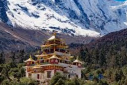 King or not, Nepal is at the crossroads