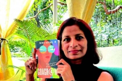 Knitting a story on the present ‘influencer’ times