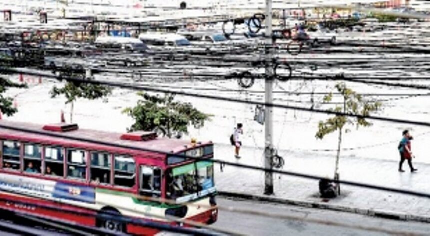 Knot a problem: Thai capital tackles street cables