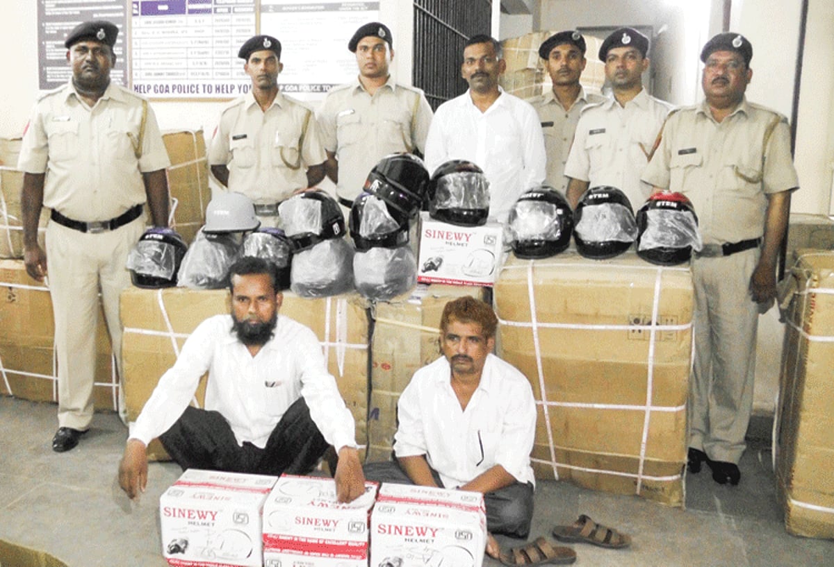 Konkan railway police personnel along with the accused and helmets.