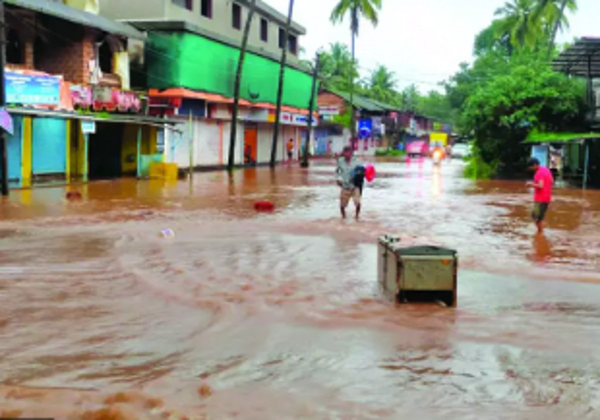 Koparwada locals urge PWD to find solution to flooding road