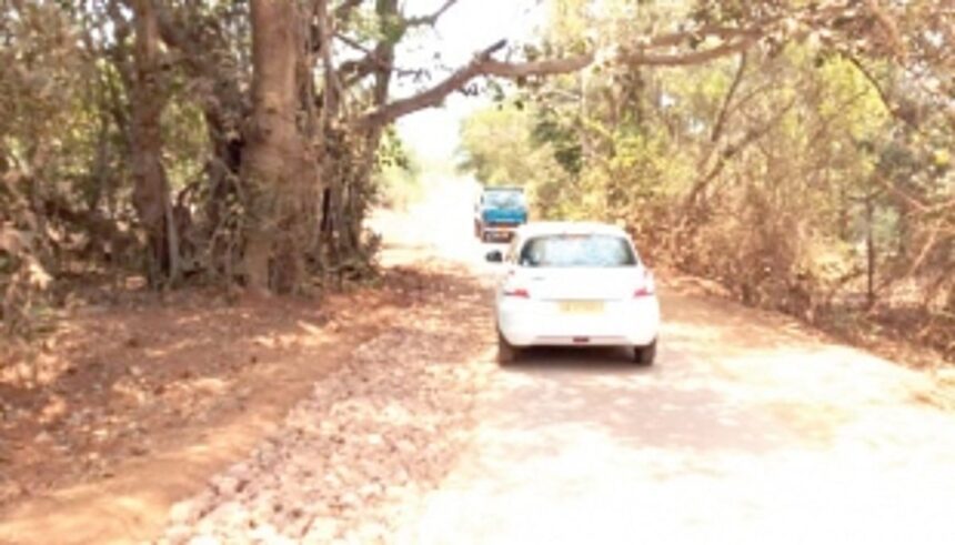 Korgao villagers against hot-mixing roads before rains 1 Korgao villagers against hot-mixing roads before rains
