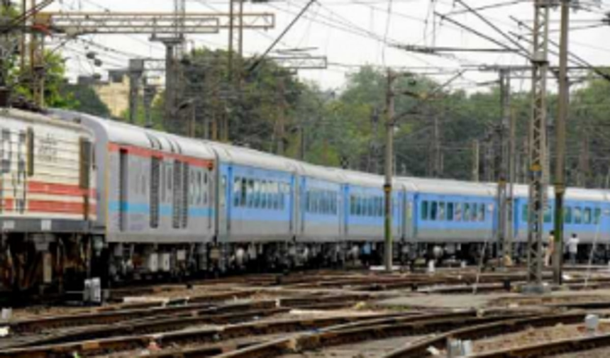 Kumar takes  over as SWR  principal chief  personnel officer