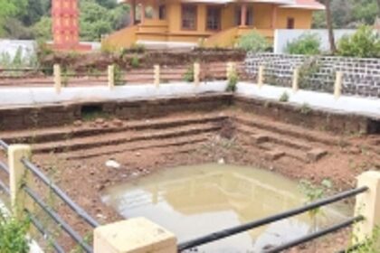 Kundaim temple ponds dry up, action demanded against bore wells