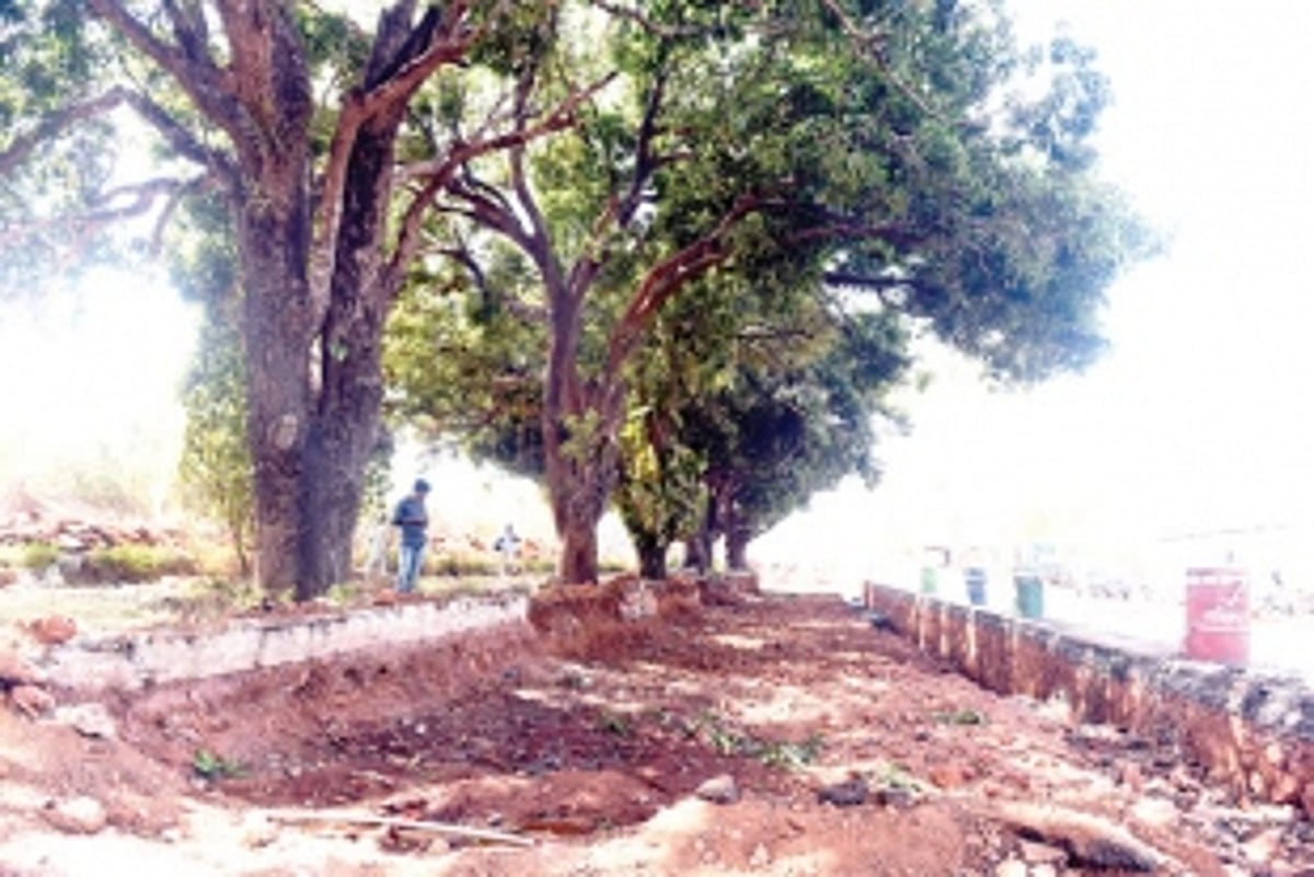 LIVING ON EDGE: From Patradevi to Karaswada